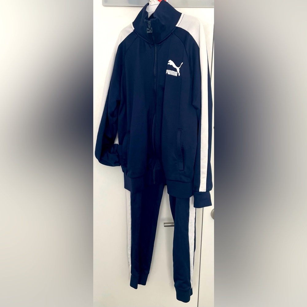 Puma classic Navy and White Tracksuit M
